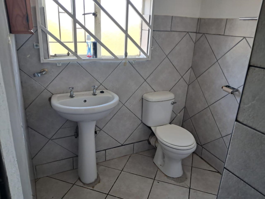 To Let 1 Bedroom Property for Rent in Schoemansville North West